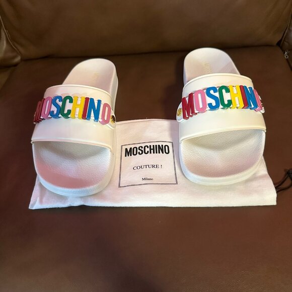 Moschino Multicolor Logo Slides - Picture 12 of 13